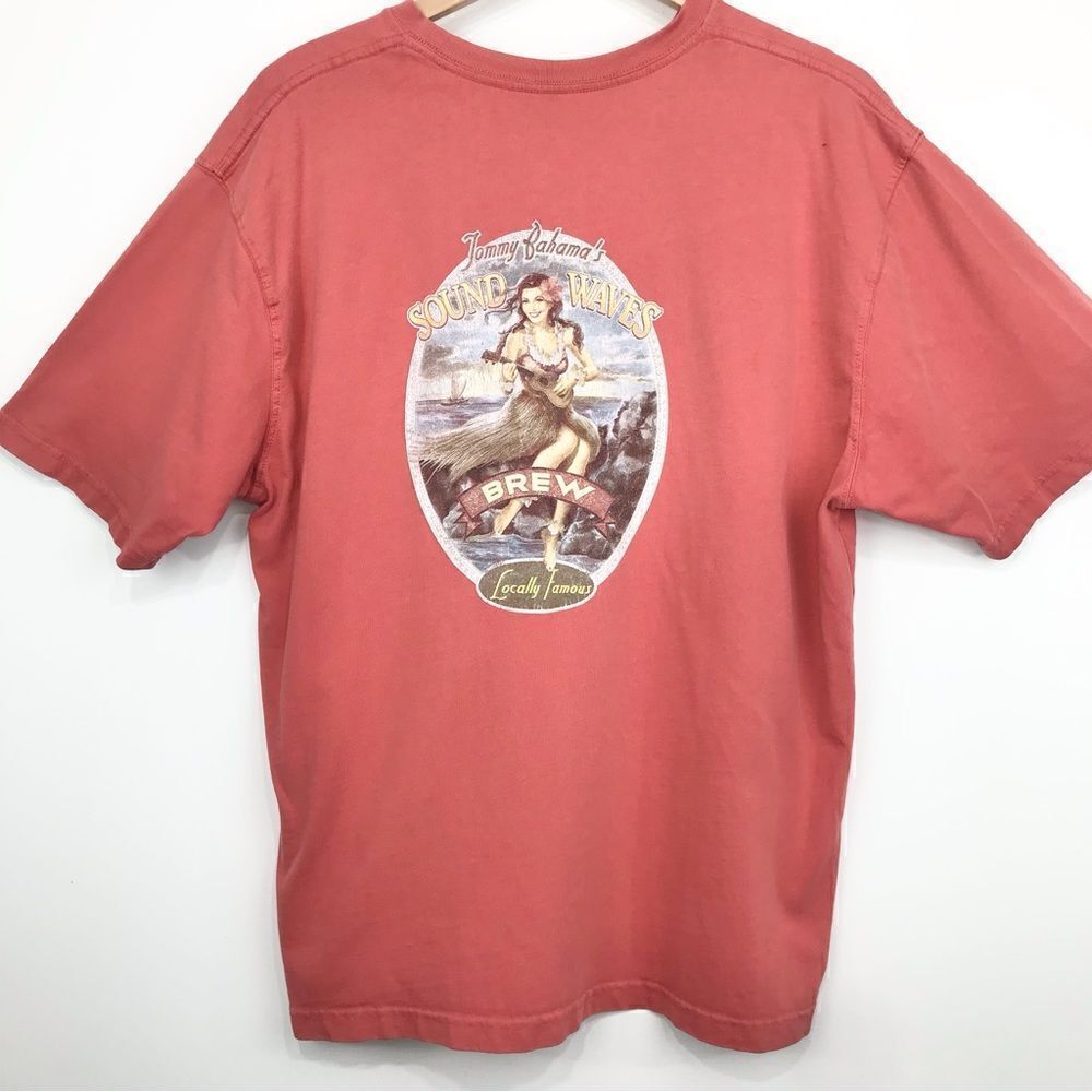 Tommy Bahama Coral Relaxed Fit Sound Waves Brew Pin Up T-Shirt